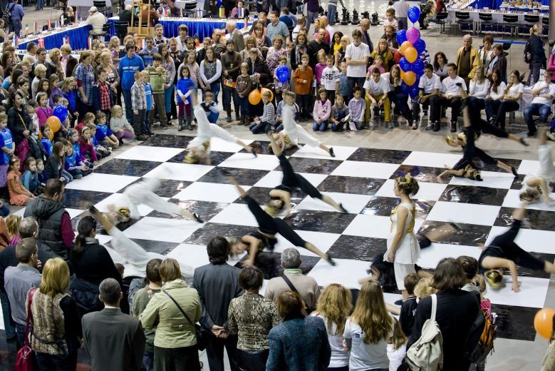 142346b9 cmscrop 142346b9 cmscrop